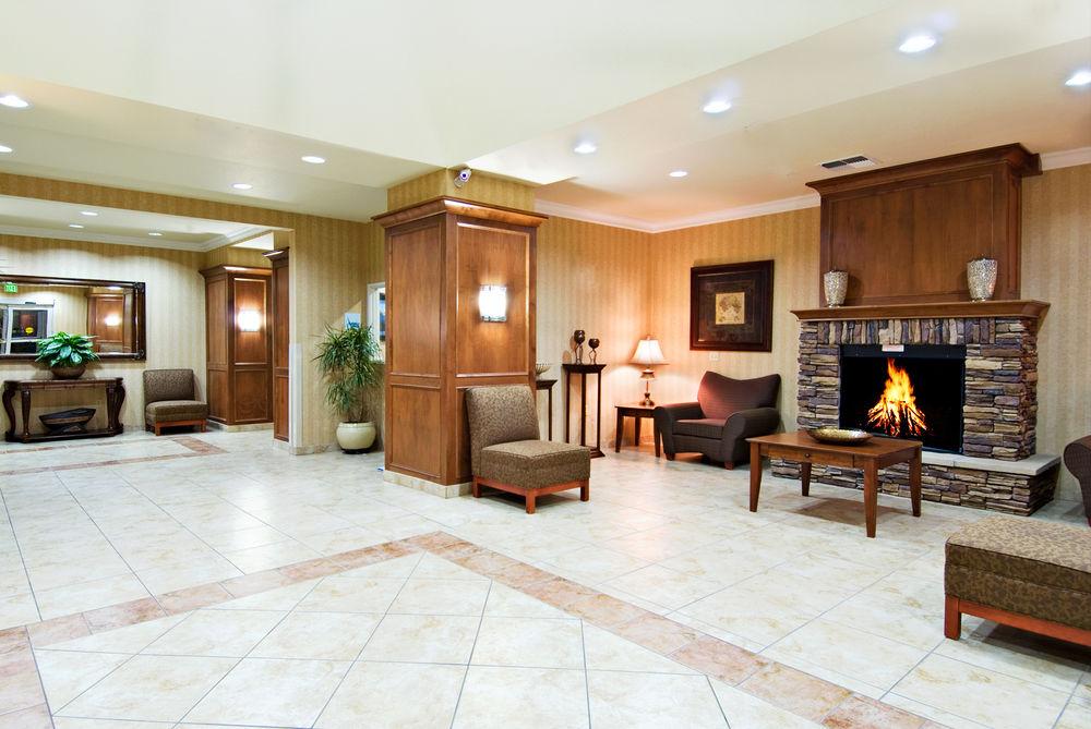 Holiday Inn Express & Suites Klamath Falls Central By Ihg Zewnętrze zdjęcie