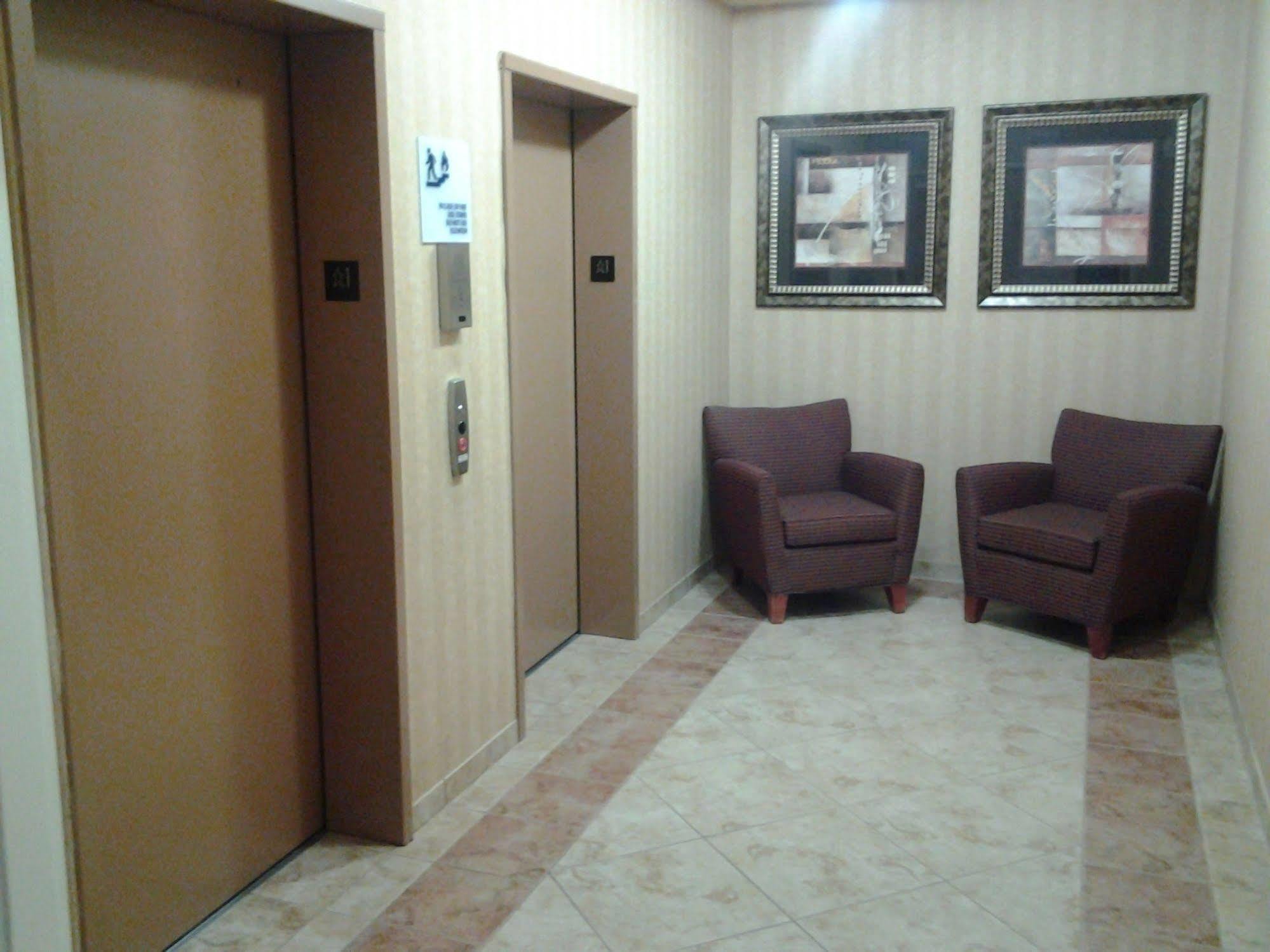 Holiday Inn Express & Suites Klamath Falls Central By Ihg Zewnętrze zdjęcie